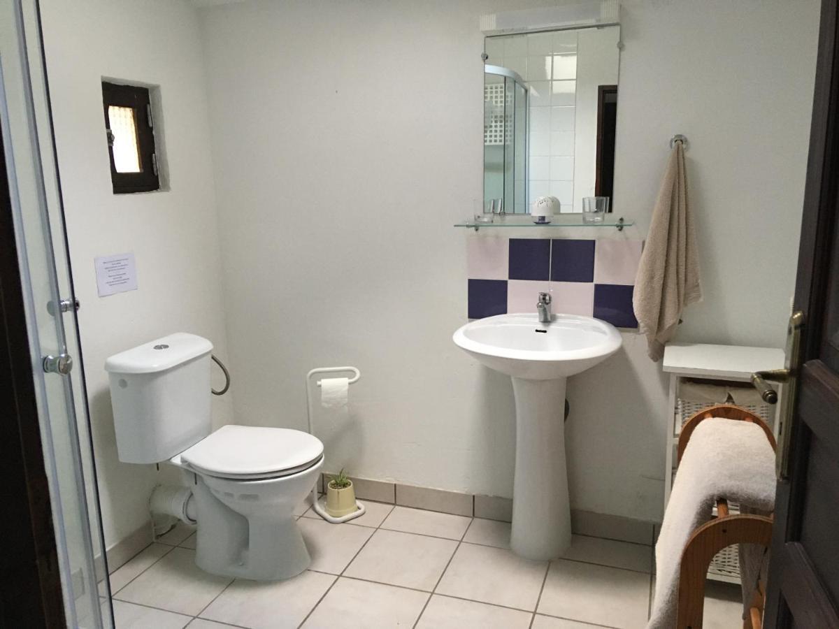Bed and Breakfast Le Jardin De Rose 24 Feuillebert Romagne 86700 Exterior foto